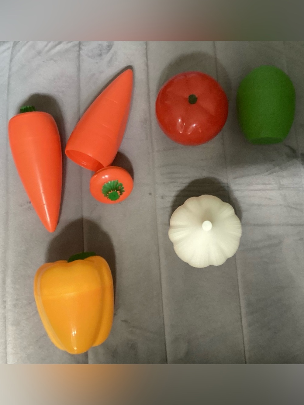 Colorful Vegetable Storage Containers